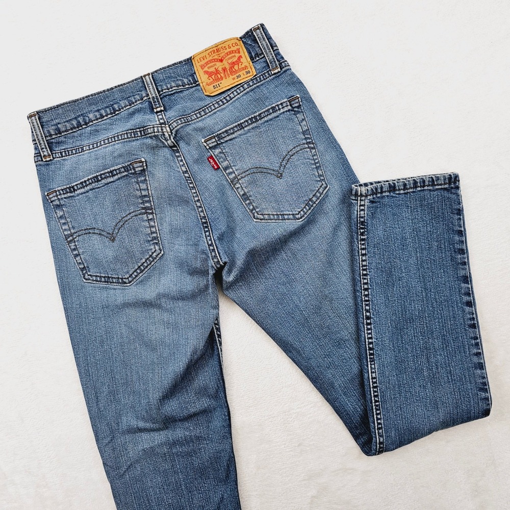 Levi's 511 Slim Fit Jeans Mens 30x30 Blue Medium Wash Stretch Denim Casual Indie